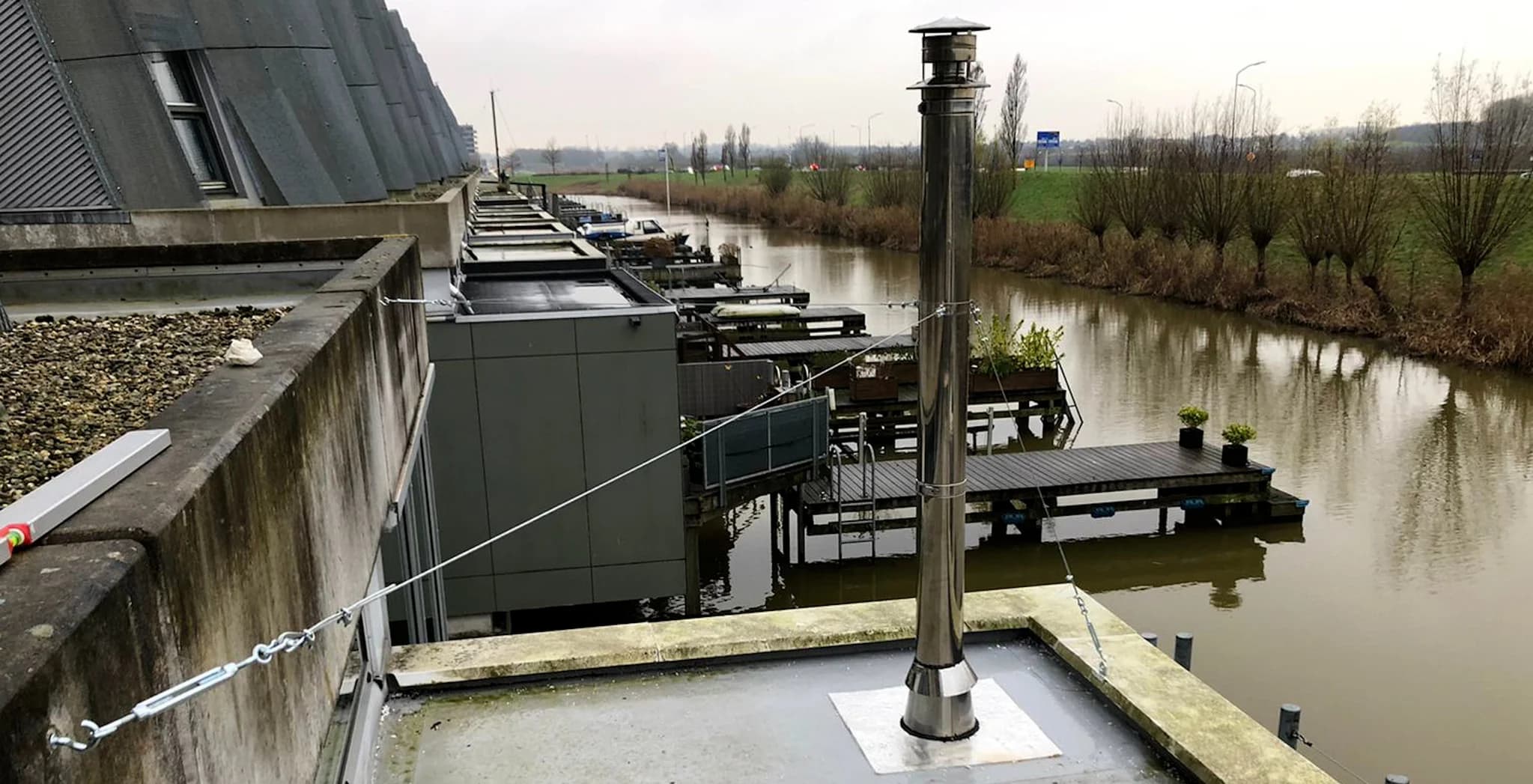Brandveilige rookkanaal-doorvoer